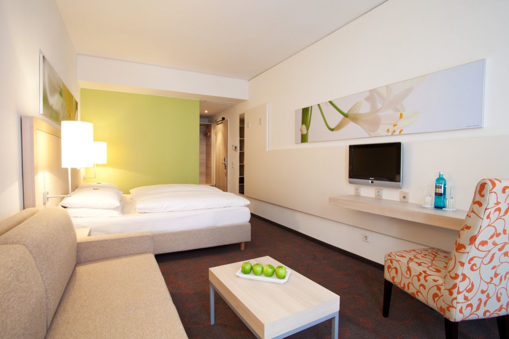 H+ Hotel Munchen Room photo