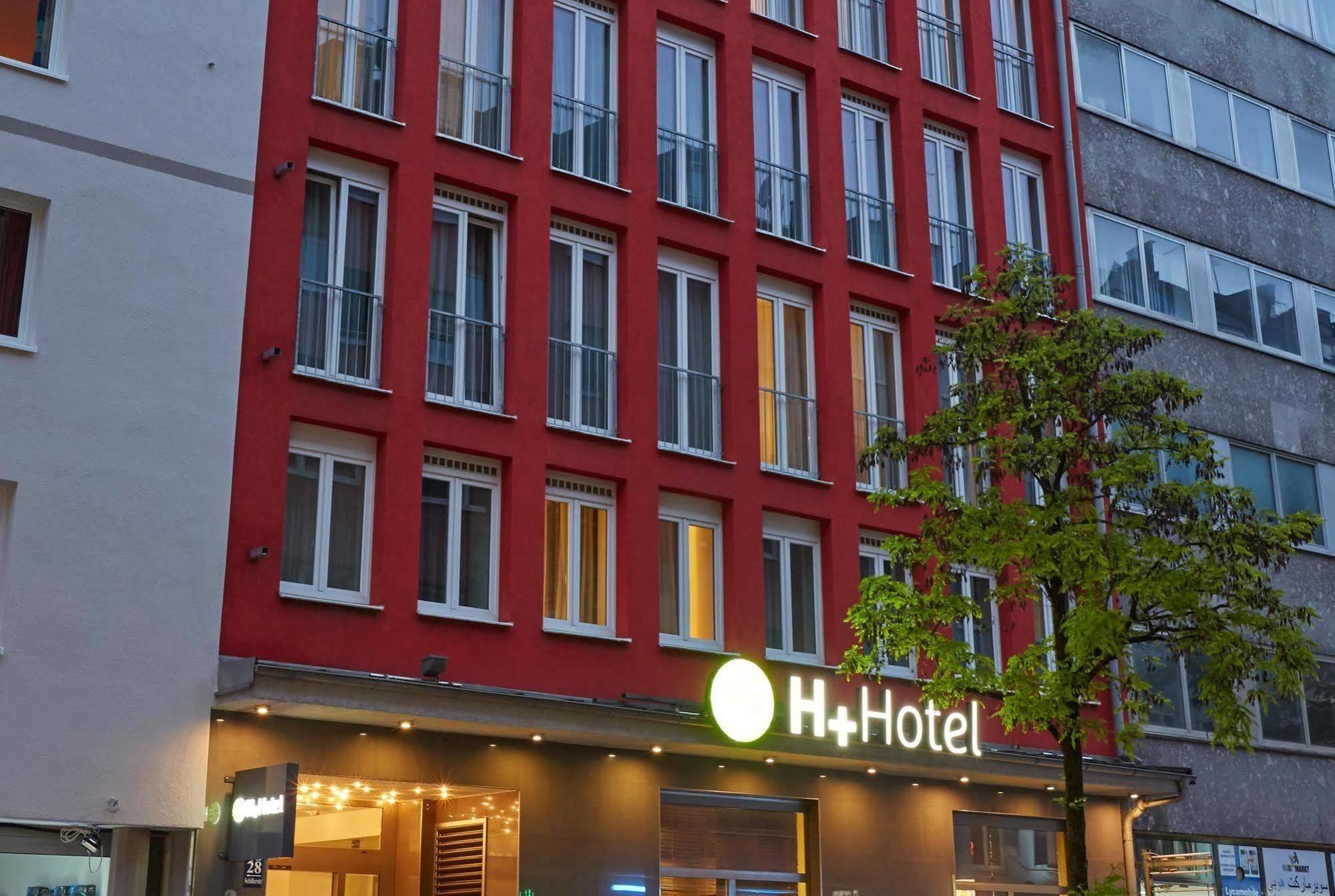 H+ Hotel Munchen Exterior photo